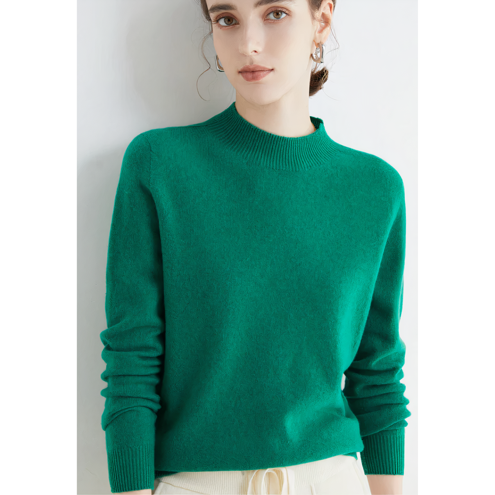 Elegant Crewneck Sweater | Soft Fabric | Timeless Design